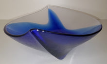 Load image into Gallery viewer, Mats Jonasson Art Glass Bowl