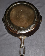 Load image into Gallery viewer, Cast Iron Skillets