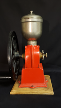 Load image into Gallery viewer, Elma Cast Iron Coffee Grinder