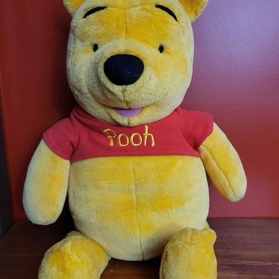 Talking Disney's Winnie the Pooh Bear Plush by Mattel, Approx 26