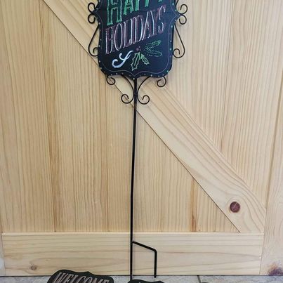 Metal Yard Sign w/ Interchangeable Wooden Holiday Plaques