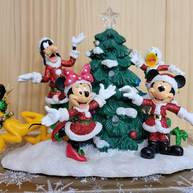 Disney Parks Authentic Original Santa Mickey Lightup ChristmasTree Figurine, Battery Operated