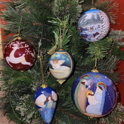 Li Bien, Reverse Painted Blown Glass Christmas Ornaments, 5 pces