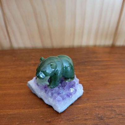 Vintage Hand Carved & Polished Nephrite Jade Bear on Amethyst Base w/ Fish in Mouth