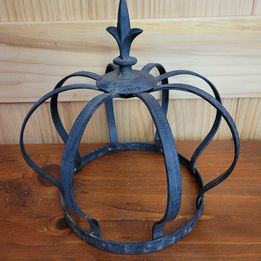 Wrought Iron Strap Crown w/ Fleur de Lis Finial, Measures 10