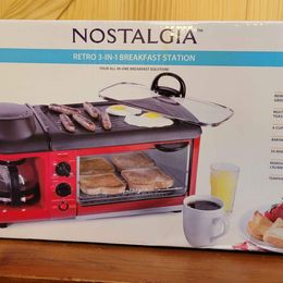 New! Open Box Red Nostalgia Retro 3 in 1 Breakfast Station