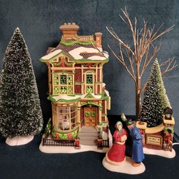 Dept 56, Victorian Family Christmas House, Dickens Village SeriesW/Interior Window Scene