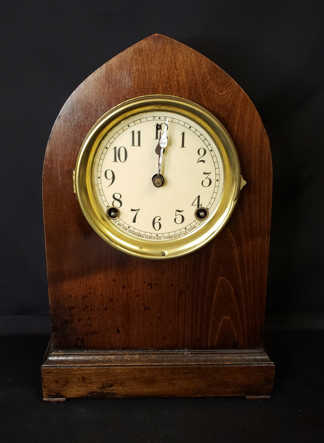 Cathedral Style Mantle Clock