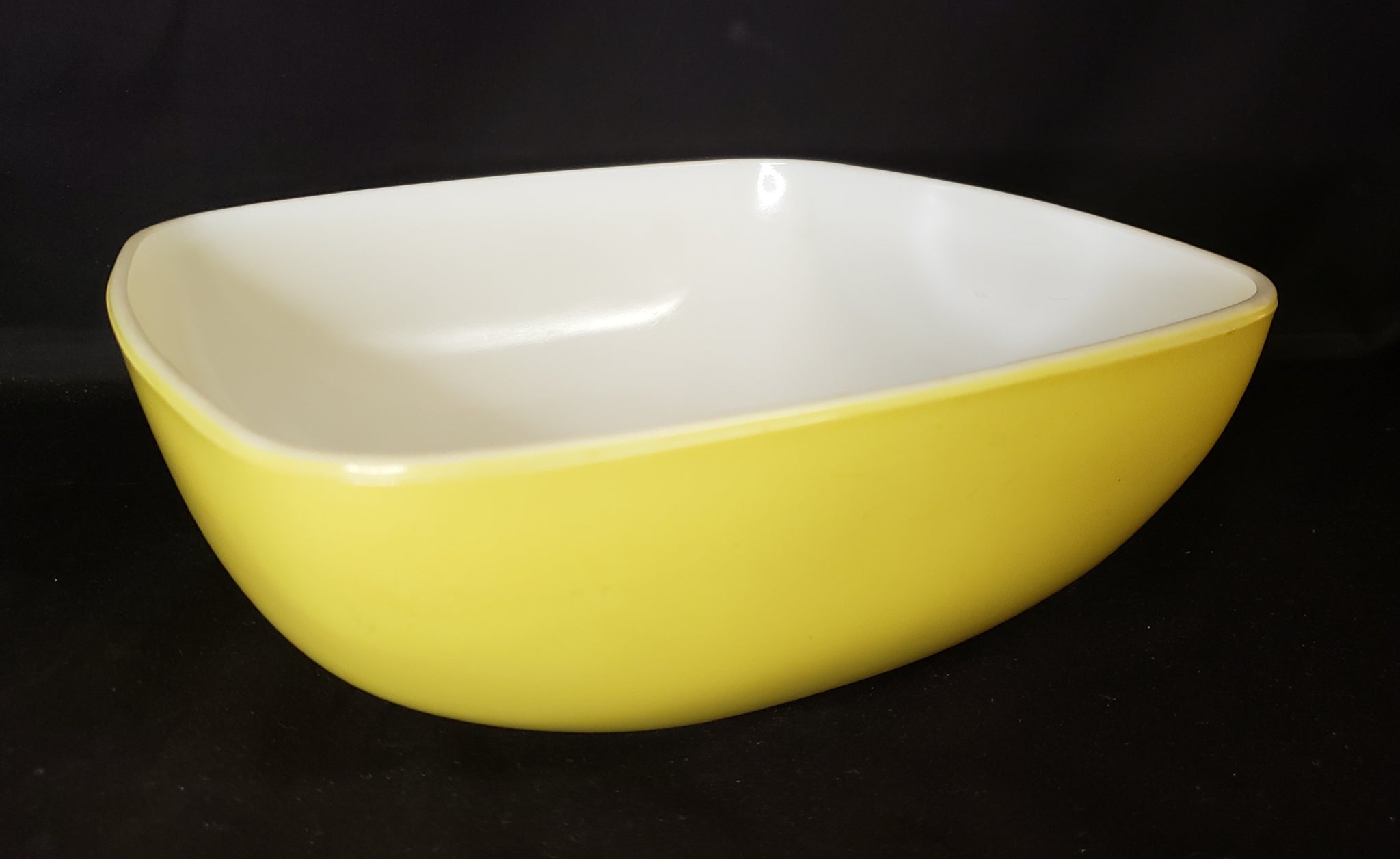 Pyrex Square Bowl Bobby Dazzler s Shop