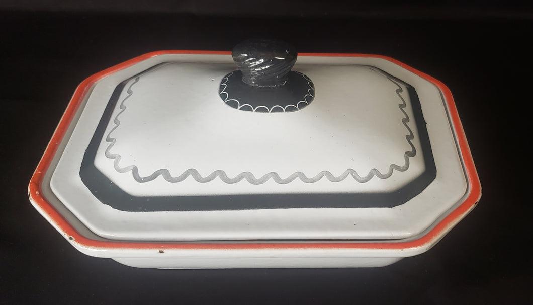 Cast Iron Casserole Dish