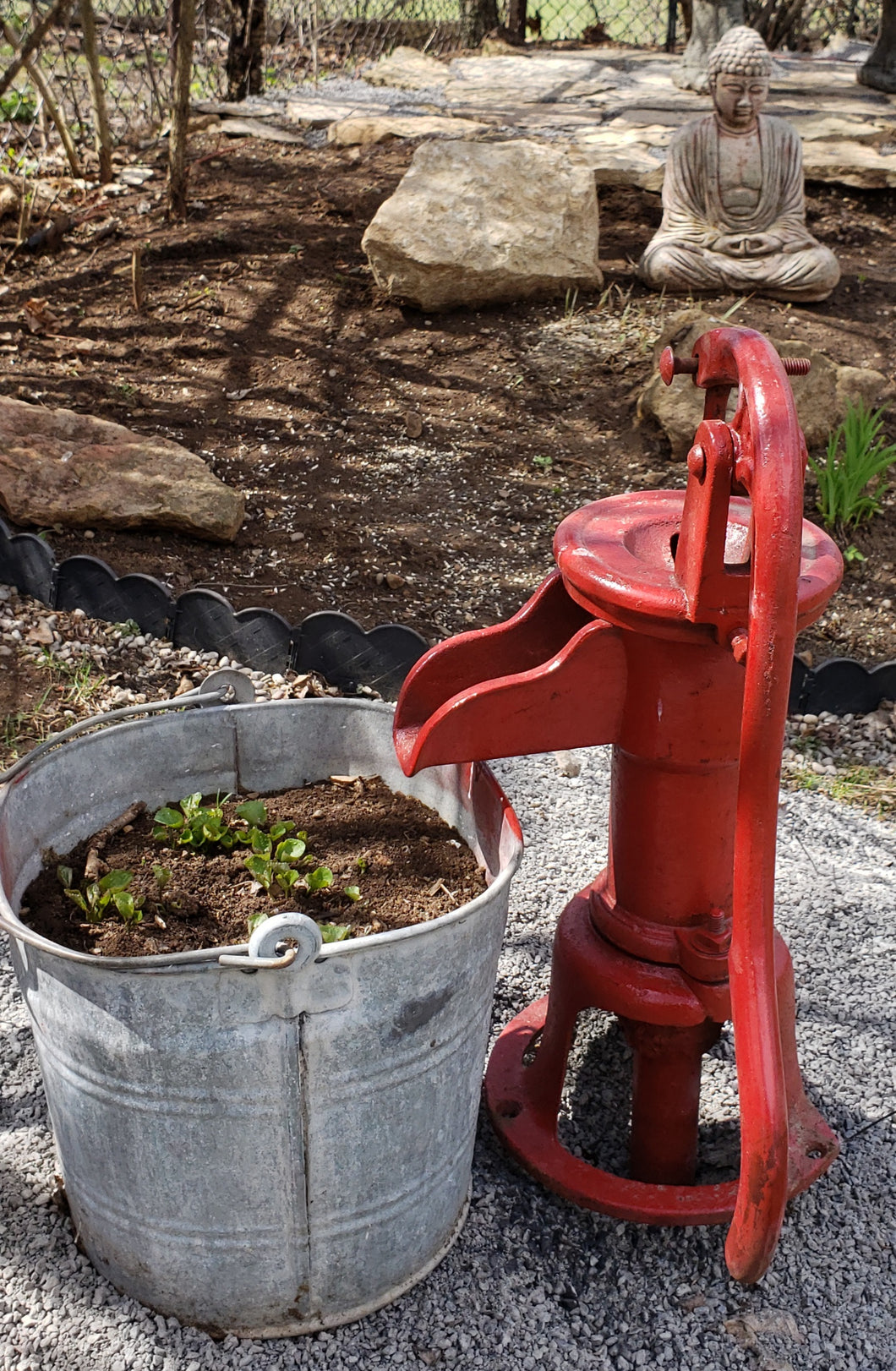 Antique Cast Iron Water Pump