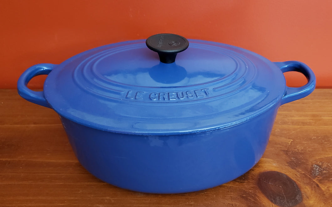 Le Creuset #25 Oval Lidded Casserole