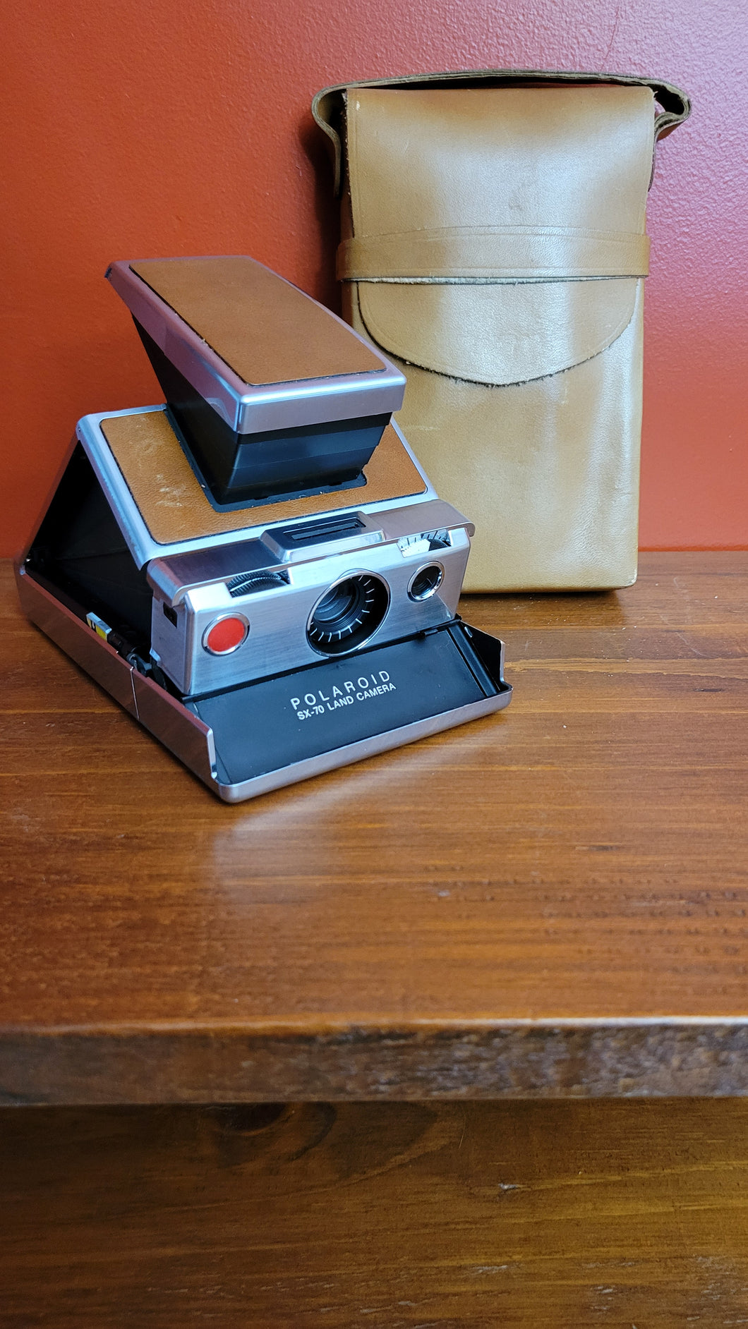 Poloroid Instant Land Camera SX-70