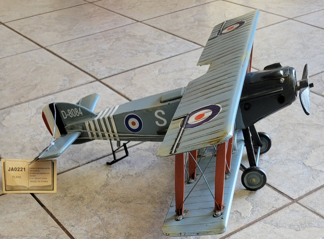 Decorative World War 1 British Biplane Model