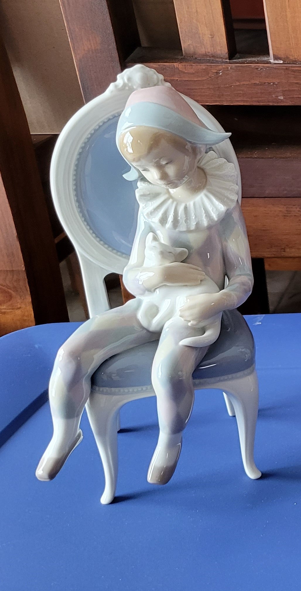 Lladro Porcelain Girl Sitting With Cat Figurine