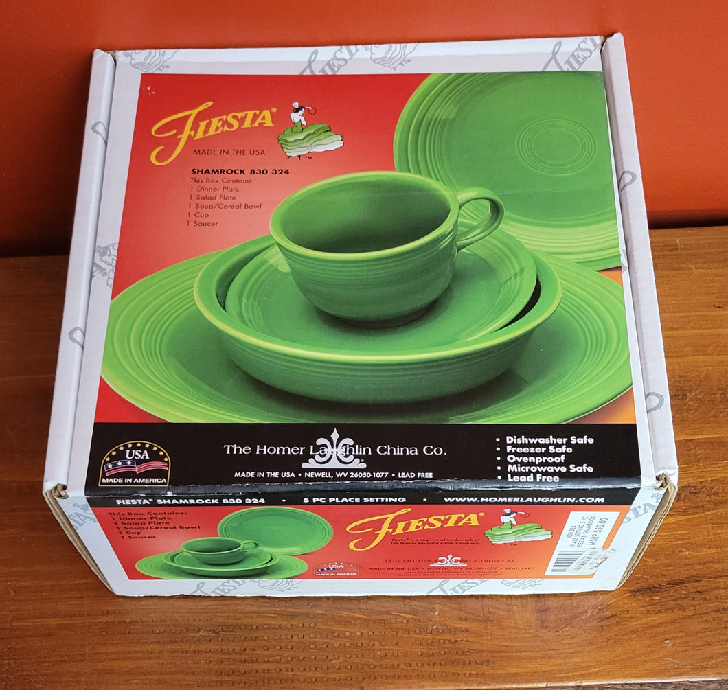 Fiesta Dishware, 5 Pce Place Setting Green