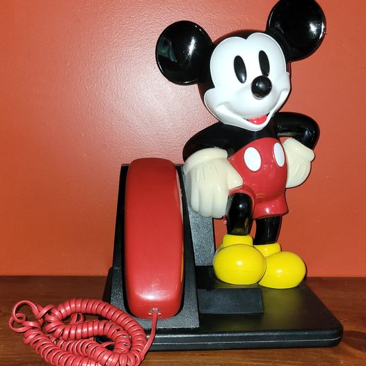 Vintage Walt Disney AT&T Mickey Mouse Push Button Phone ,1991