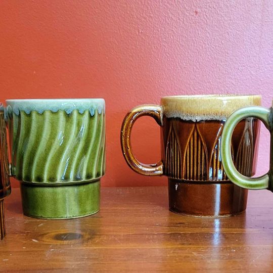 Vintage Ceramic Stacking Coffee Mugs (4 pce)