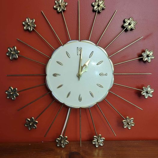 Vintage Starburst Clock Flower Tips, Robert Shaw, Lux Time Division, Needs Rewiring