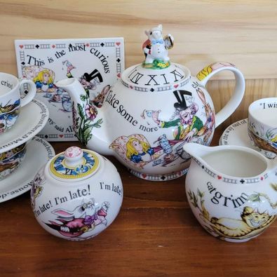 Alice in wonderland tea set shops