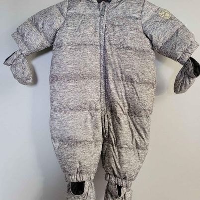 Like New! Baby Gap , Flint Grey ,Down Filled Snowsuit, Size 0-6 Months